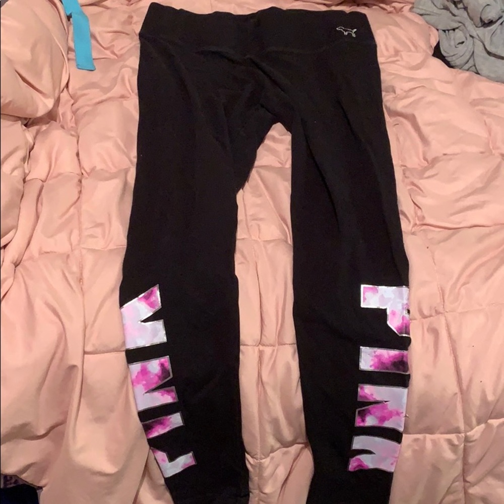 cute stretchable leggings from pink